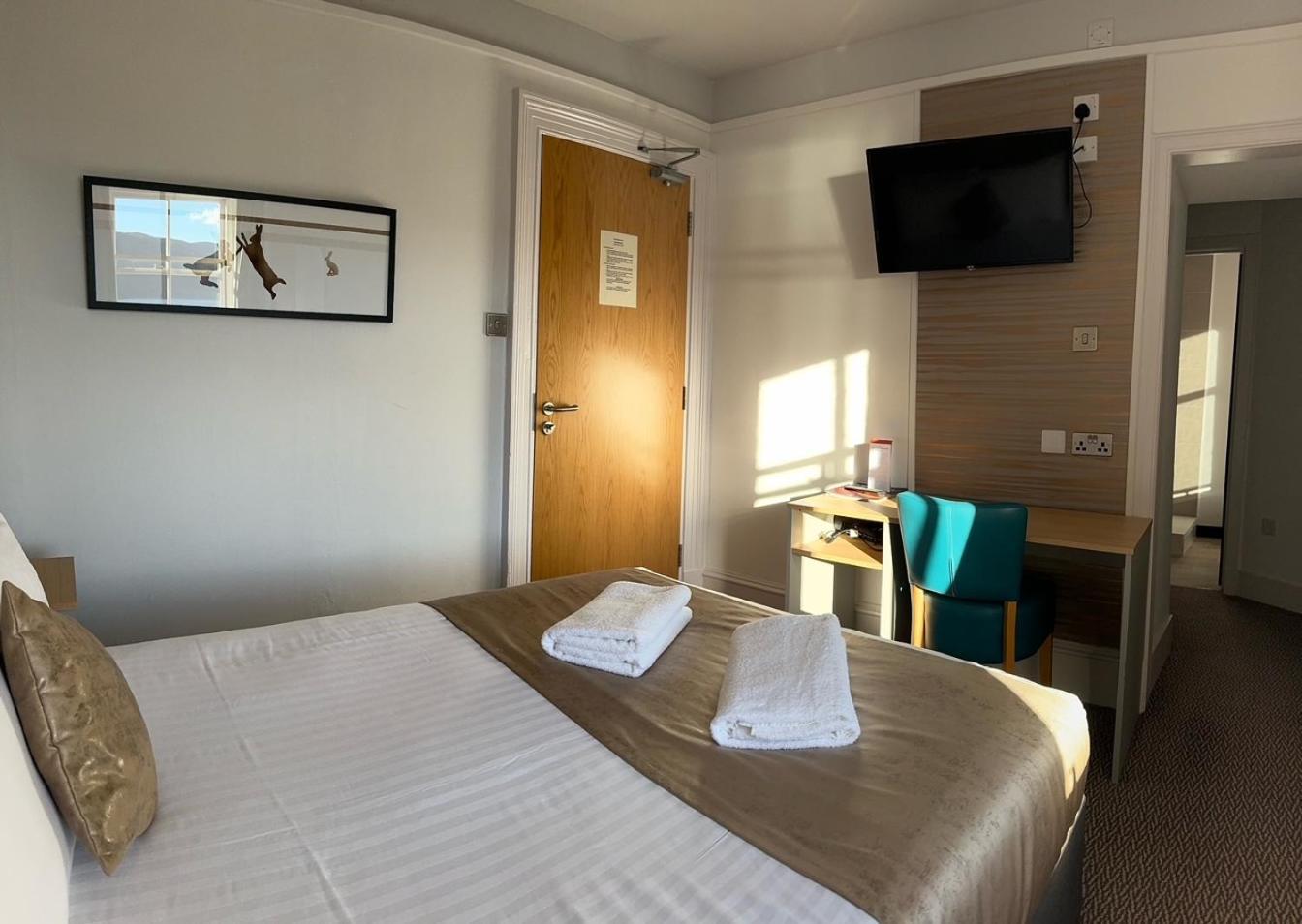 Caledonian Hotel 'A Bespoke Hotel' Ullapool Exterior foto